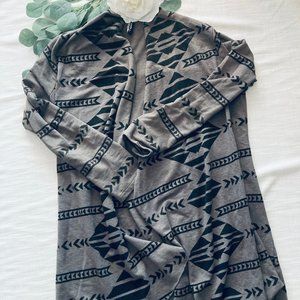 O'Neill Gray with Aztec Print Cardigan. Size L.